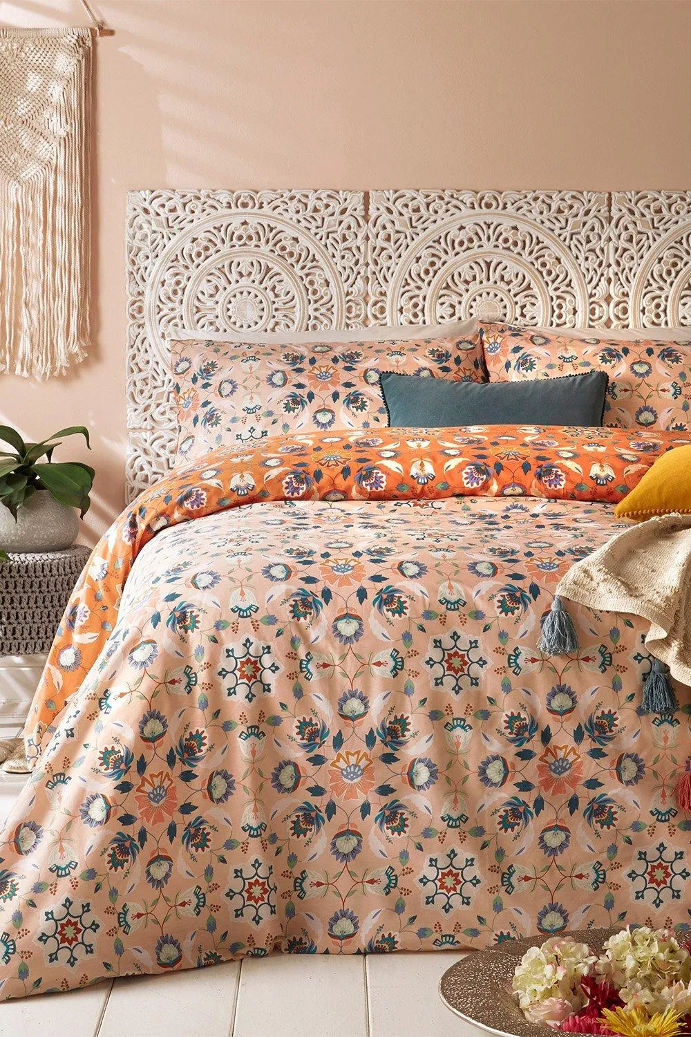 Bedding | Folk Flora Floral Reversible Duvet Cover Set | Furn