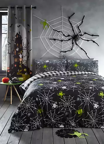 Bedlam Spiders Glow In The Dark Halloween Duvet Cover Set | Kaleidoscope