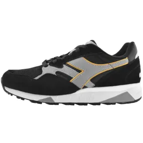 Diadora N902 Trainers Black