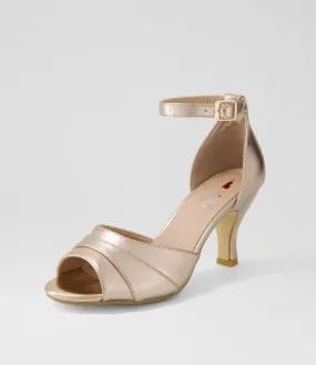 I LOVE BILLY Ascheen Champagne Sandals