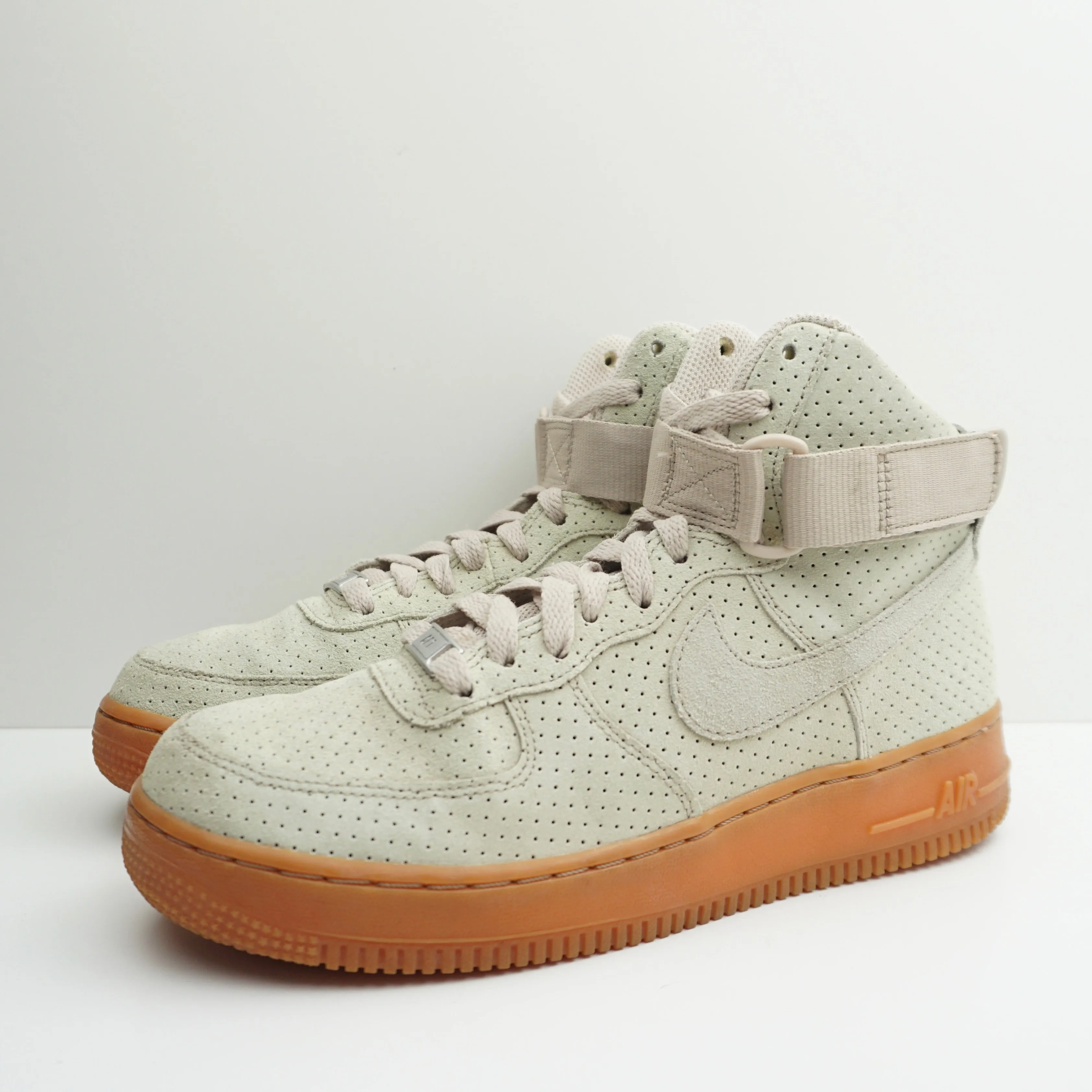 Nike Air Force 1 High Beige Suede (W)