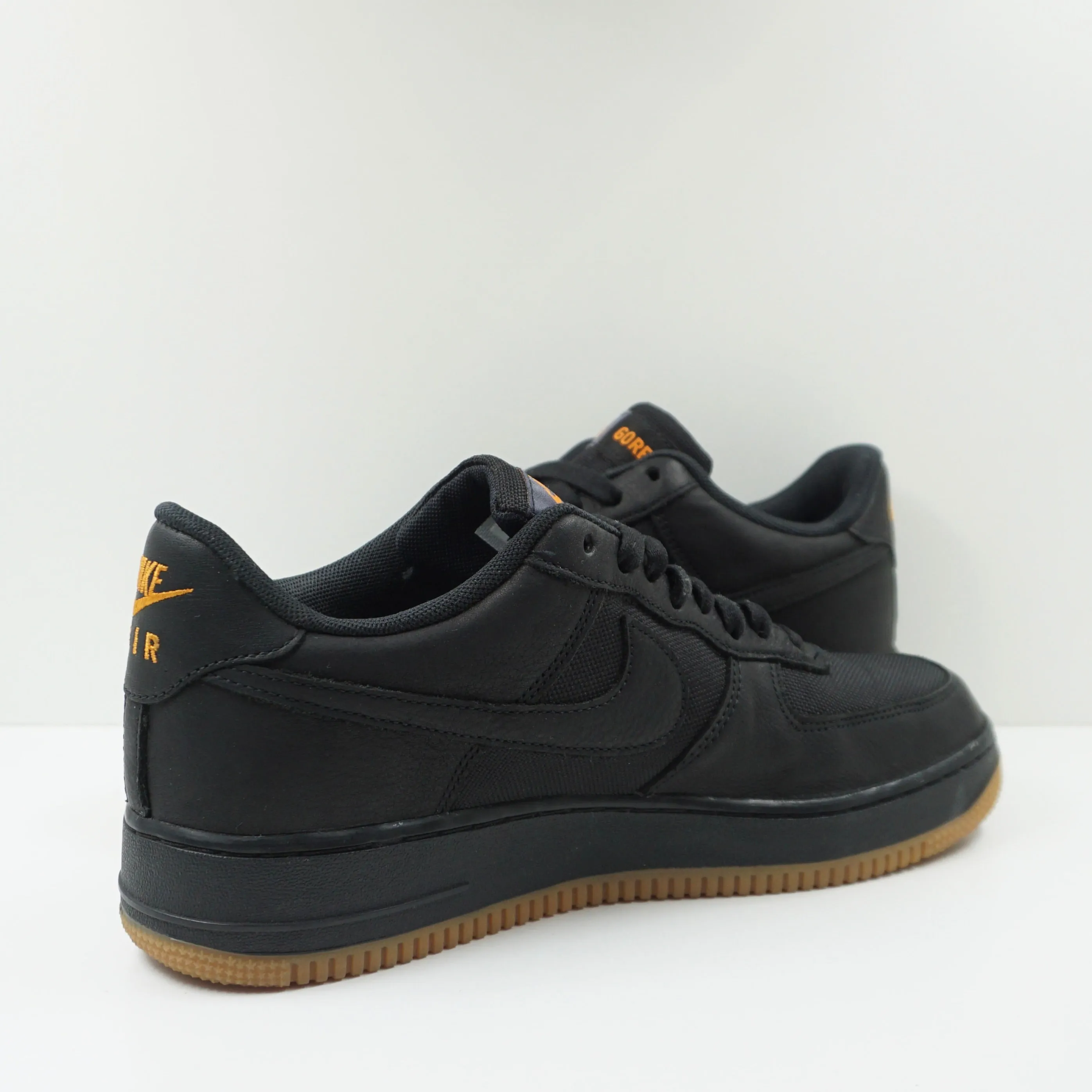 Nike Air Force 1 Low Gore-Tex Black Light Carbon