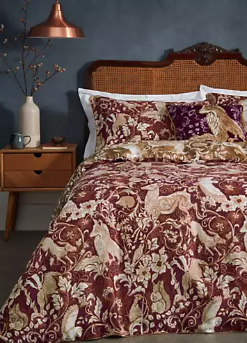 Paoletti Harewood Cotton 200 Thread Count Reversible Duvet Cover Set - Ruby | Kaleidoscope