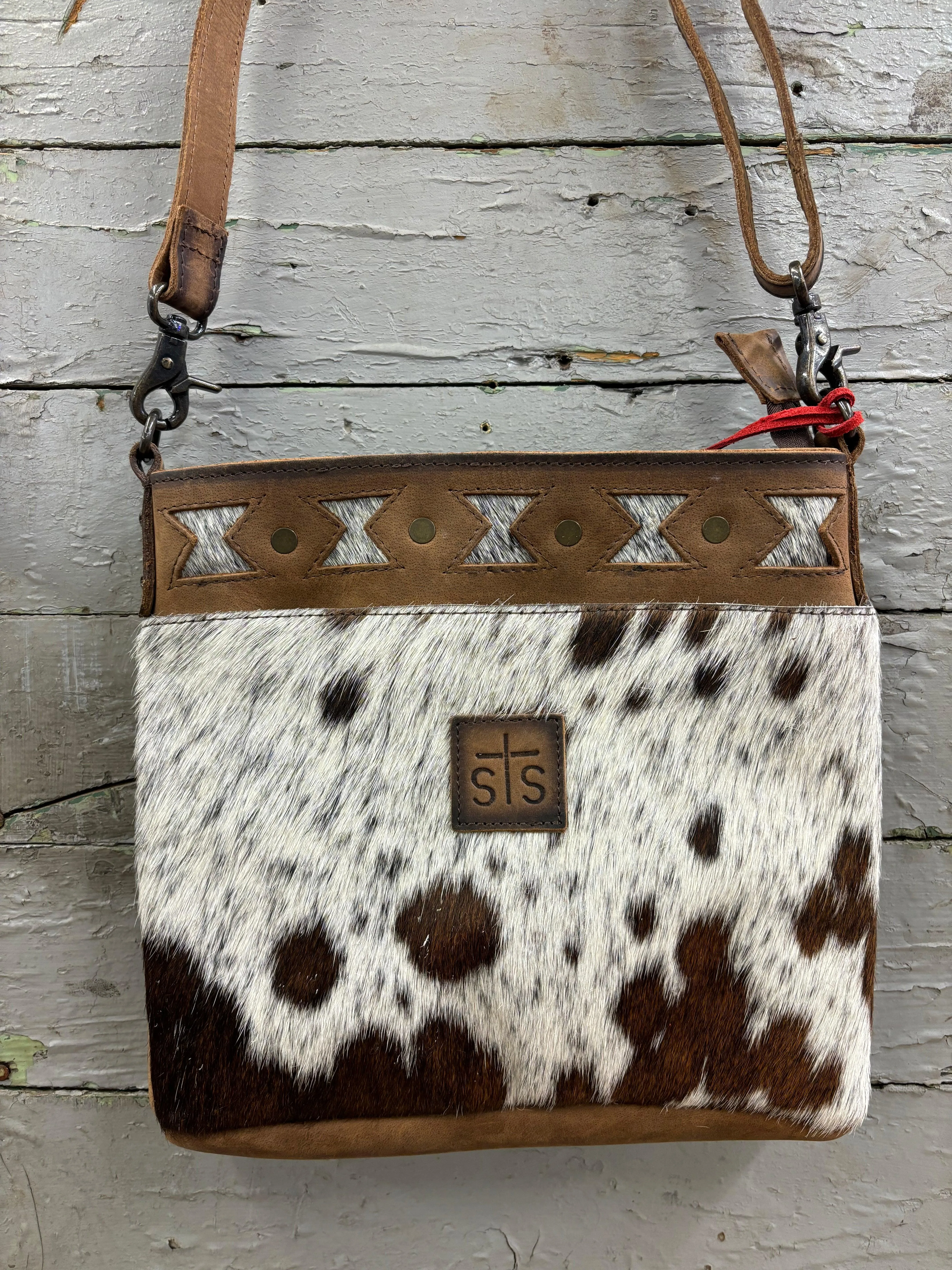 STS Ranchwear Roswell Cowhide Hair-On Vivian Conceal Carry Crossbody Bag STS32238