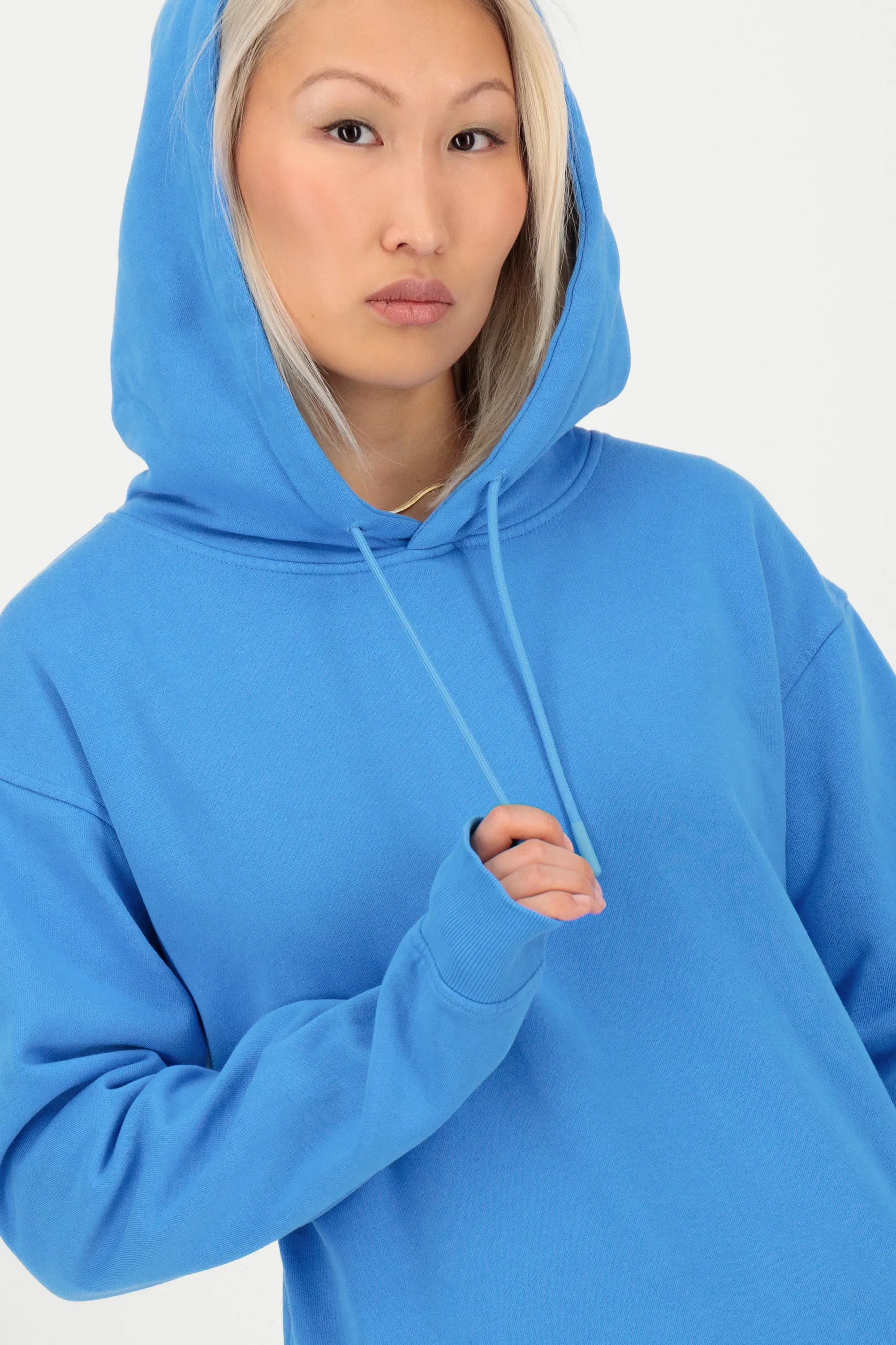 ThaneeAK A Hoodie Blau